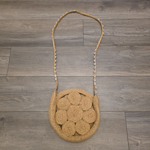 Purse Puka Shell Woven Straw Cross Bag Crossbody - Picture 6 of 9